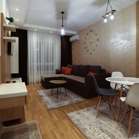 Apartment Promenada Avenija Novi Sad Exterior photo